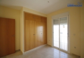 Chalet adosado con terreno en venta en Lebrija ref: TR105962 foto