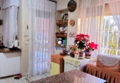 Villa con terreno en venta en Dos Hermanas ref: TR106328 foto