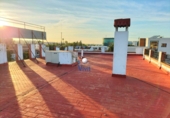 Villa con terreno en venta en Dos Hermanas ref: TR106328 foto