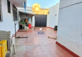 Villa con terreno en venta en Dos Hermanas ref: TR106328 foto
