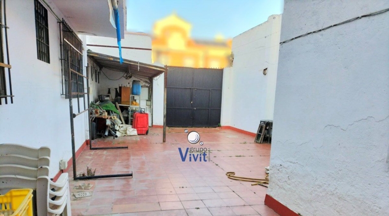 Sevilla - Dos Hermanas - 2409m2