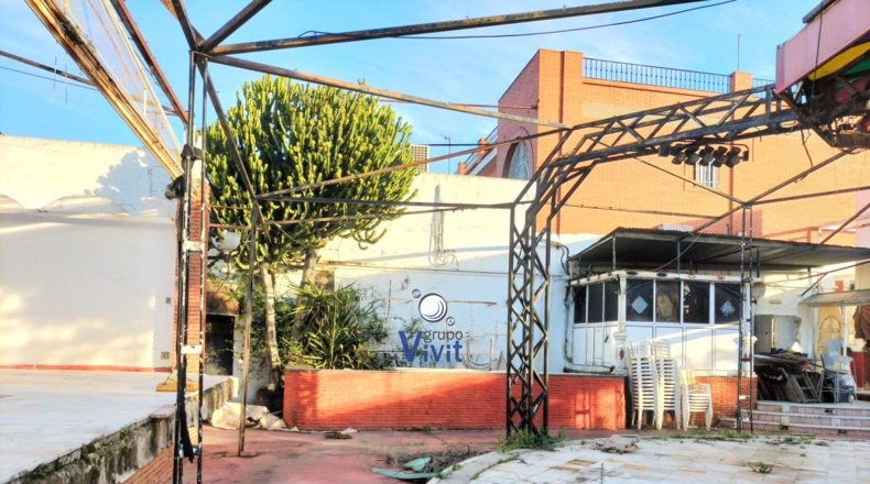 Sevilla - Dos Hermanas - 2409m2