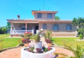 Xalet independent amb terreny en venda a Carmona ref.: TR106995 foto