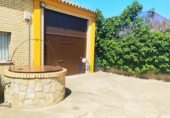 Xalet independent amb terreny en venda a Carmona ref.: TR106995 foto