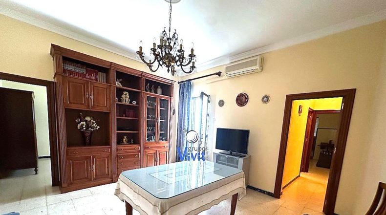 Seville - Alcalá de Guadaíra - 301m2