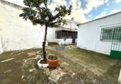 Дом с участком на продажу в городе Alcalá de Guadaíra. Фото