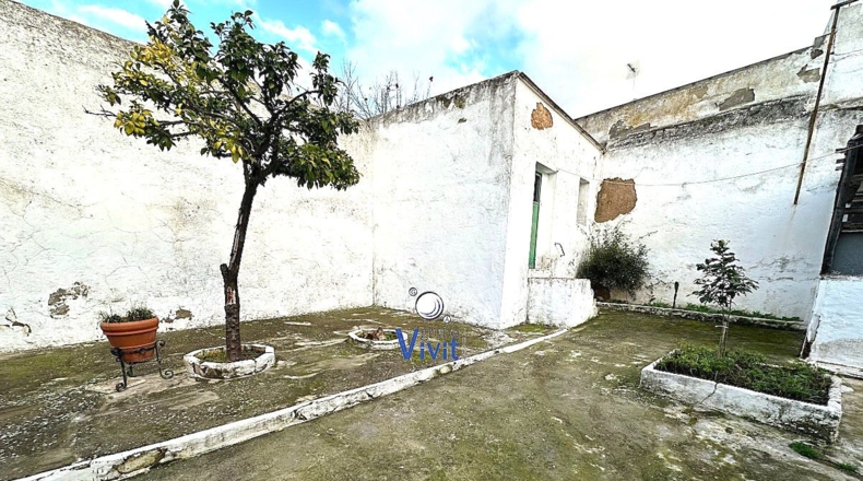 Seville - Alcalá de Guadaíra - 301m2