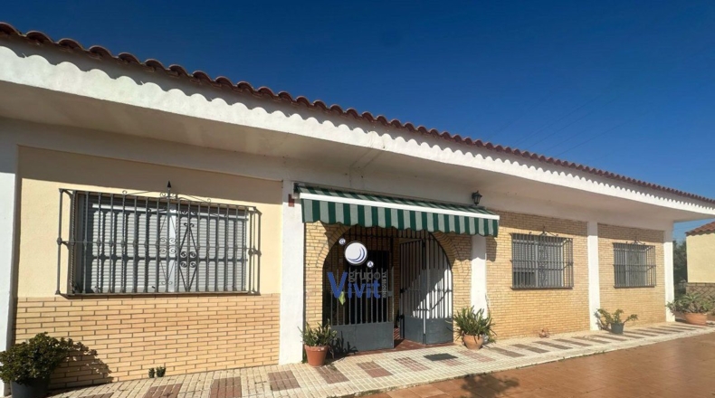 Sevilla - Alcalá de Guadaíra - 2551m2