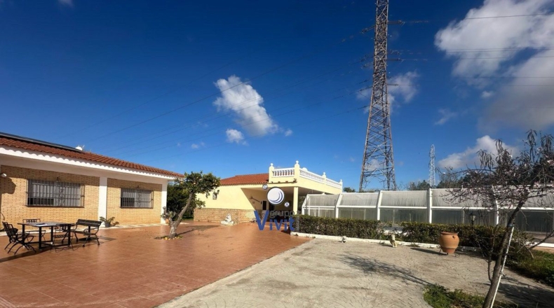 Sevilla - Alcalá de Guadaíra - 2551m2