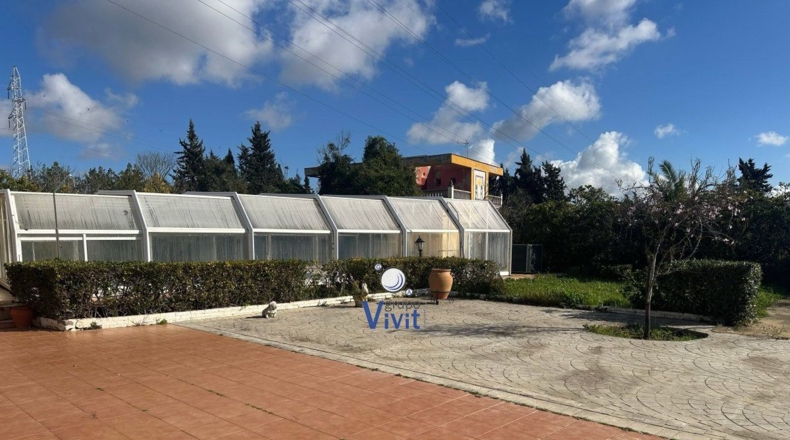 Sevilla - Alcalá de Guadaíra - 2551m2