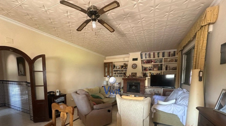 Sevilla - Alcalá de Guadaíra - 2551m2