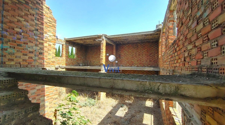 Sevilla - Alcalá de Guadaíra - 2700m2