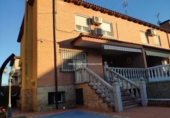 Xalet independent amb terreny en venda a Talavera de la Reina ref.: TR187523 foto