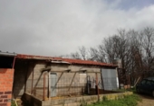 Земельный участок на продажу в городе Candeleda. Фото