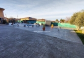 Chalet independiente con terreno en venta en Lucillos ref: TR376825 foto