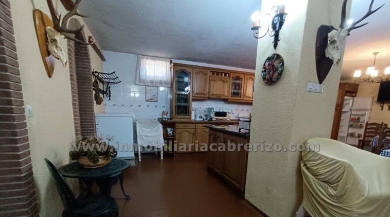 La Rioja - Albelda de Iregua - 500m2