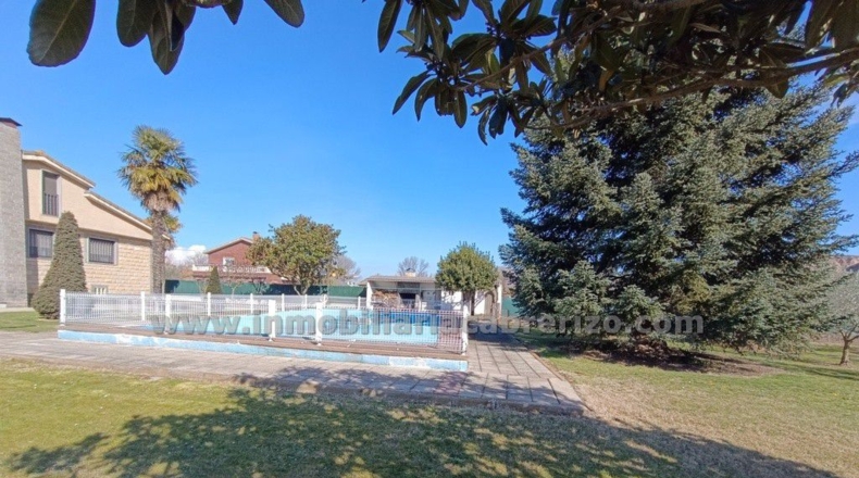 La Rioja - Albelda de Iregua - 500m2