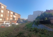 Городская земля под застройку на продажу у города Albelda de Iregua. Фото