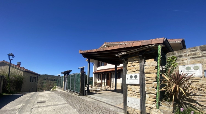 Navarre - Olóriz - 469m2