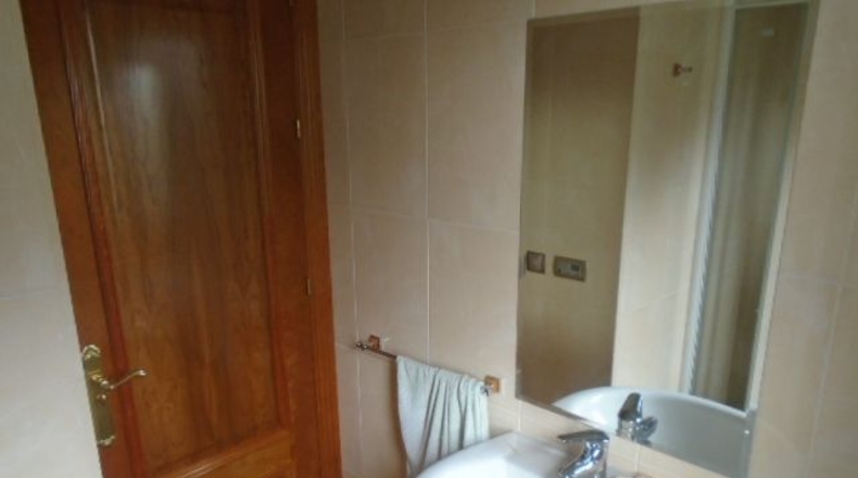 Asturias - Oviedo - 800m2