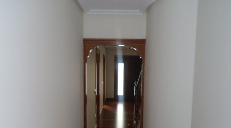 Asturias - Oviedo - 800m2
