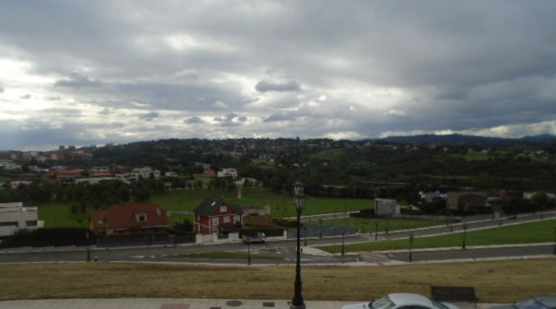 Asturias - Oviedo - 800m2