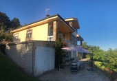 Chalet independiente con terreno en venta en El Caleyo ref: TR14981 foto
