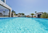 Вилла с участком на продажу в городе Calpe. Фото