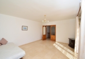 Вилла с участком на продажу в городе Calpe. Фото
