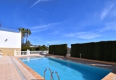 Вилла с участком на продажу в городе Calpe. Фото