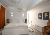 Villa con terreno en venta en Alicante ref: TR235001 foto