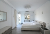 Villa con terreno en venta en Alicante ref: TR235001 foto