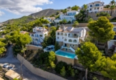 Villa con terreno en venta en Alicante ref: TR235001 foto