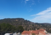Вилла с участком на продажу в городе Calpe. Фото
