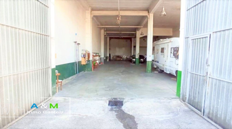 Алава - Витория - 527m2
