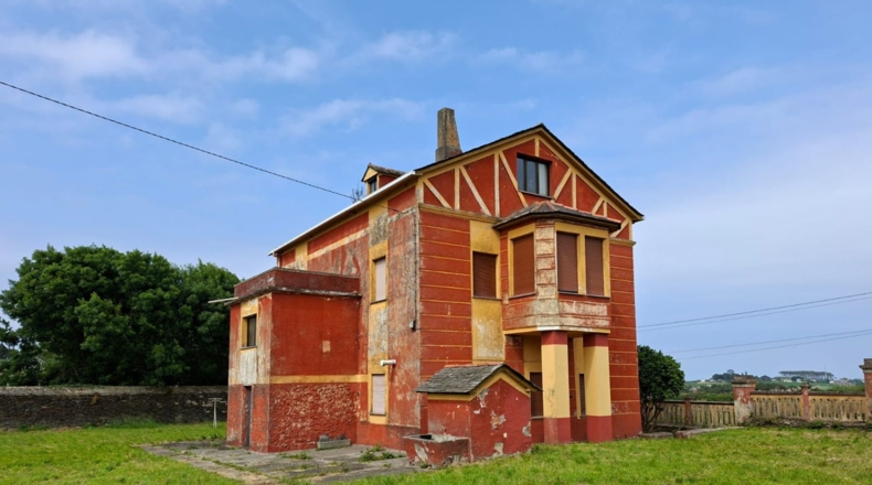 Asturias - Navia - 2400m2