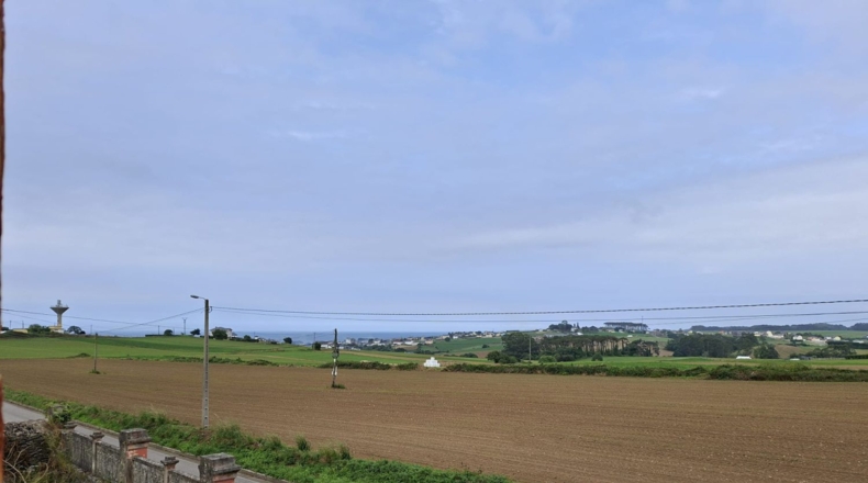 Asturias - Navia - 2400m2