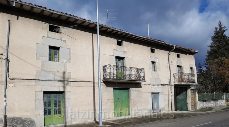 Burgos - Mercadillo (Entrambasaguas) - 500m2