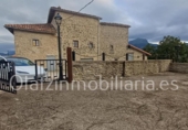 Casa de pueblo en venta en Cozuela ref: TR104239 foto