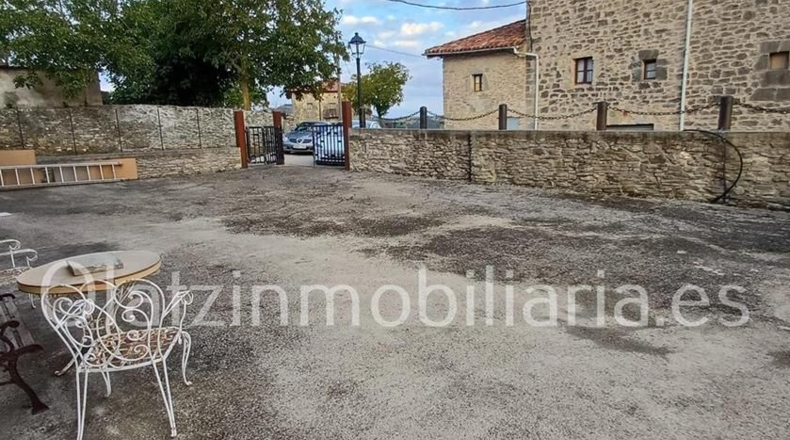 Burgos - Mercadillo (Entrambasaguas) - 500m2