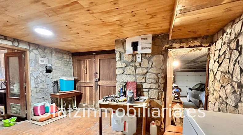 Бискайя - Güeñes - 2838m2