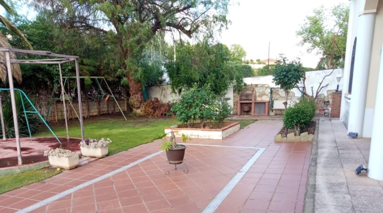 Badajoz - Almendralejo - 200m2