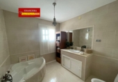 Casa de pueblo en venta en Alcalá de Guadaíra ref: TR187907 foto
