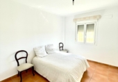 Chalet independiente con terreno en venta en Alcalá de Guadaíra ref: TR360789 foto