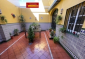 Casa de pueblo en venta en Alcalá de Guadaíra ref: TR360533 foto