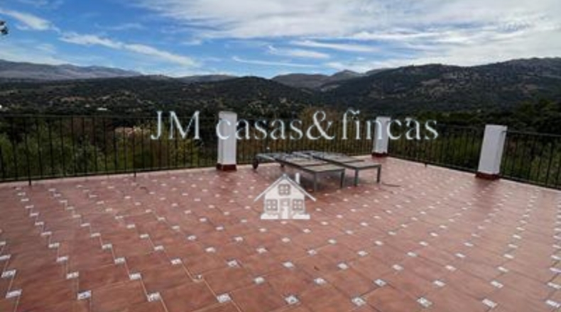 Málaga - Rosalejo - 9420m2