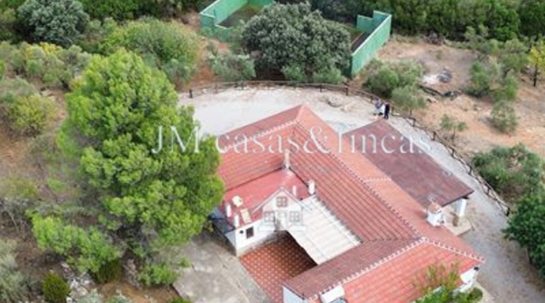 Málaga - Rosalejo - 9420m2