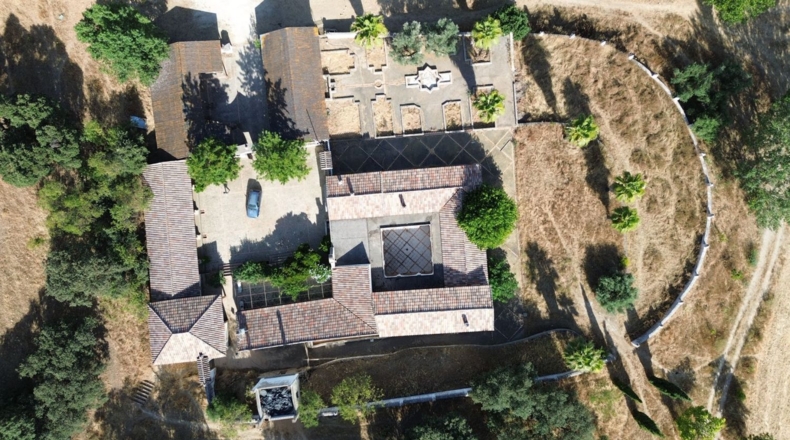 Кадис - Setenil de las Bodegas - 700m2
