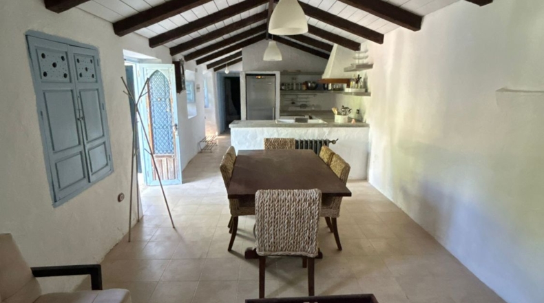 Кадис - Setenil de las Bodegas - 700m2