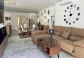 Chalet independiente con terreno en venta en Málaga ref: TR199747 foto
